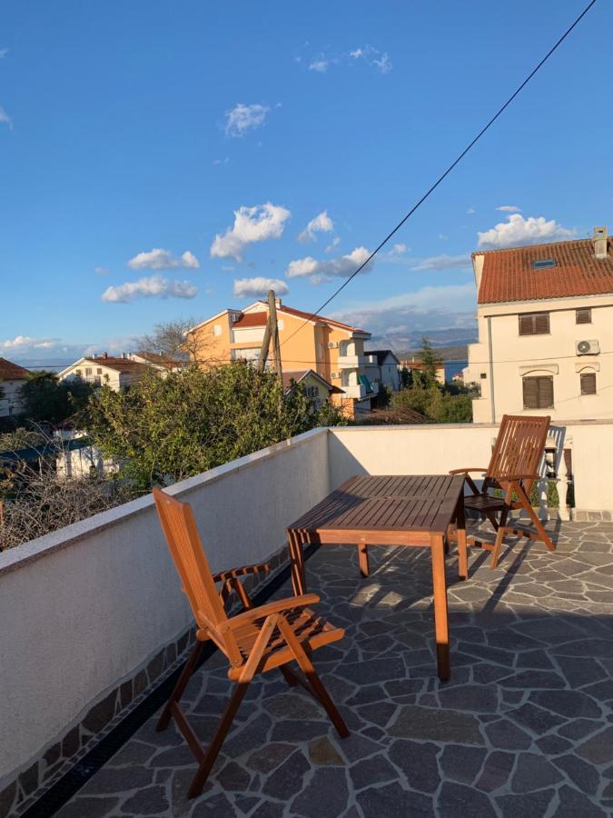Apartments Matthew & Oscar Порат Екстериор снимка