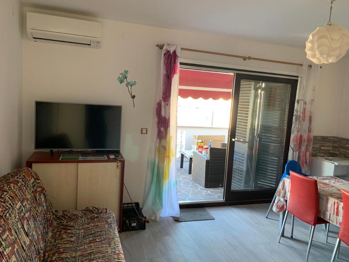 Apartments Matthew & Oscar Порат Екстериор снимка